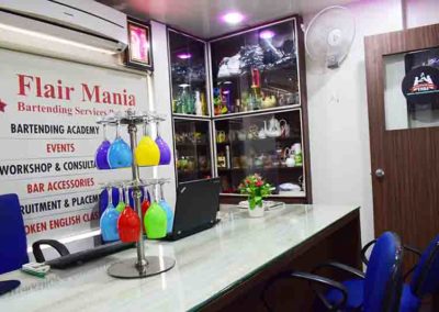 Best bartending institute in Pune bar counter